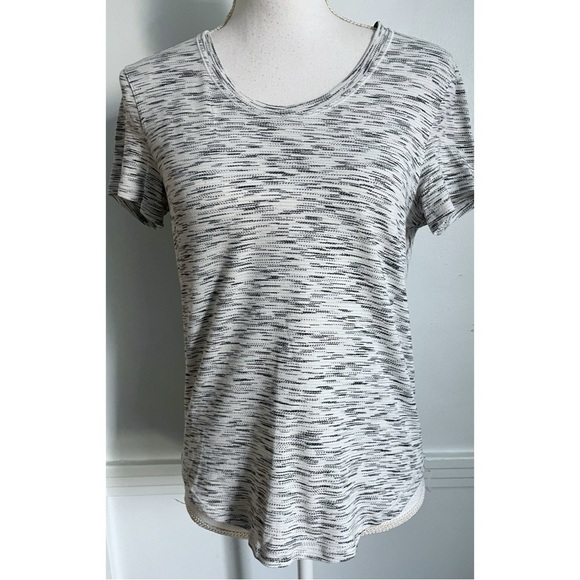 lululemon athletica Tops - Lululemon • Grey Tiger Space Dye Short Sleeve Top